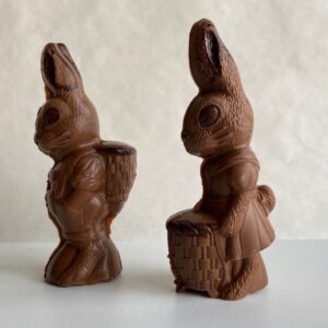 Paashaas creatie met gevuld ei (met of zonder logo)